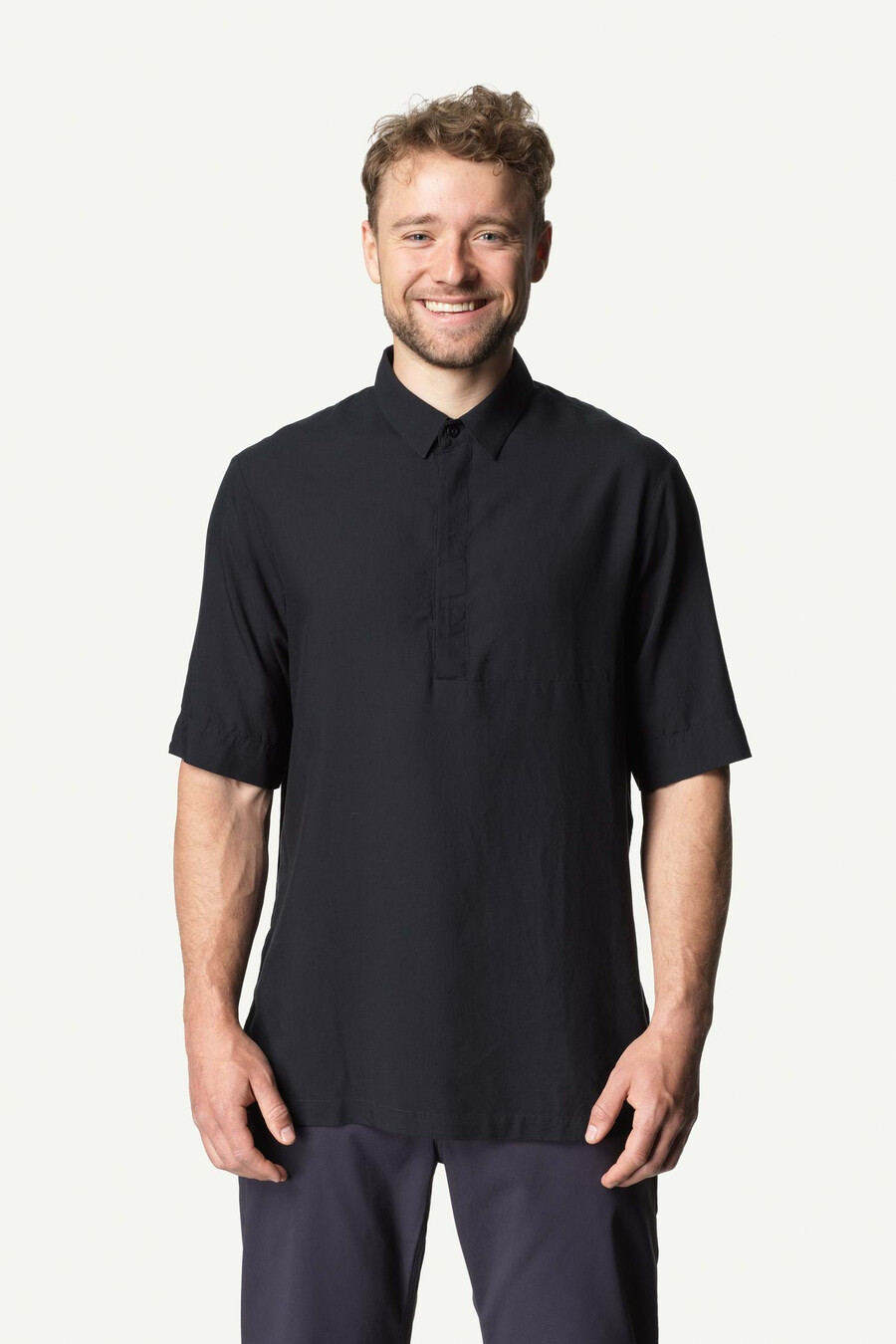 polo con árbol de m